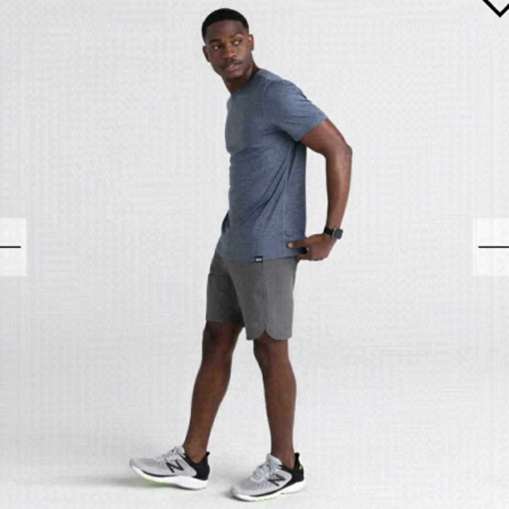 SAXX AERATOR TEE SHIRT LIKE NEW L